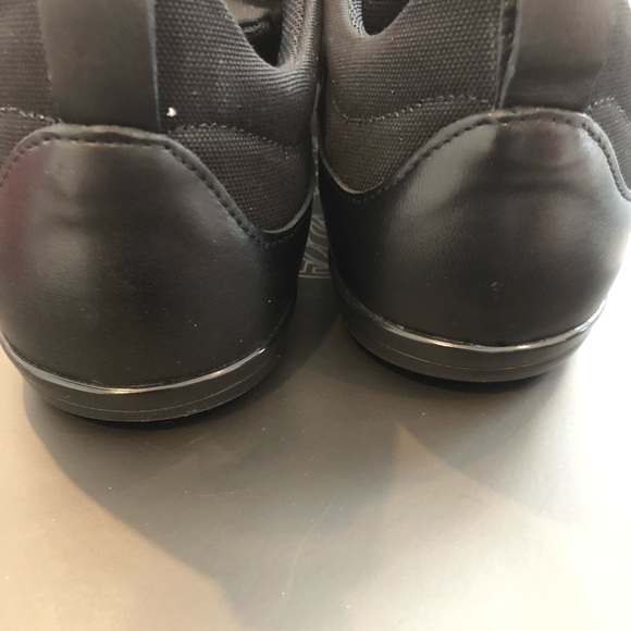 Versace Men’s / Boy’s Sneakers Black/Gold NWT - Picture 4 of 8